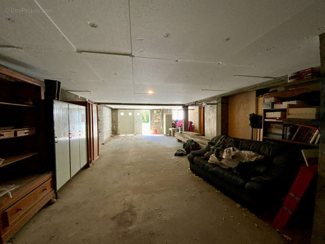 Maison Jonzac 6 pièce(s) 140 m2  et sous sol - photo 17