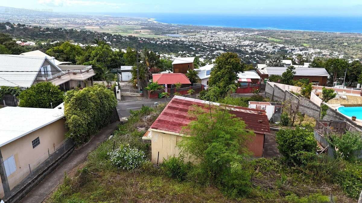 Terrain à L&#039;ETANG-SALE