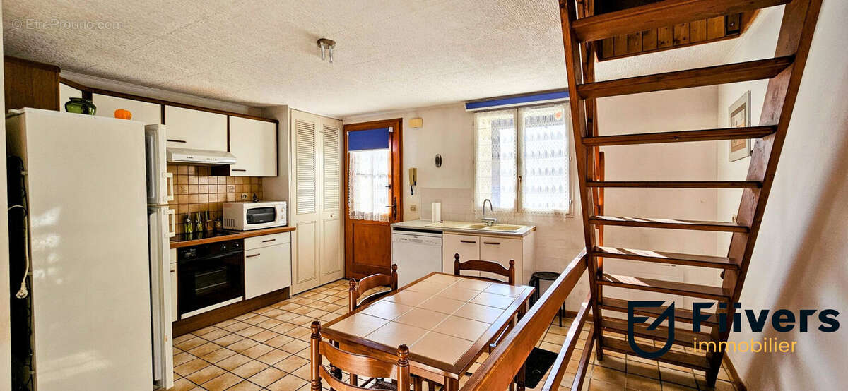 Appartement à BAULNE