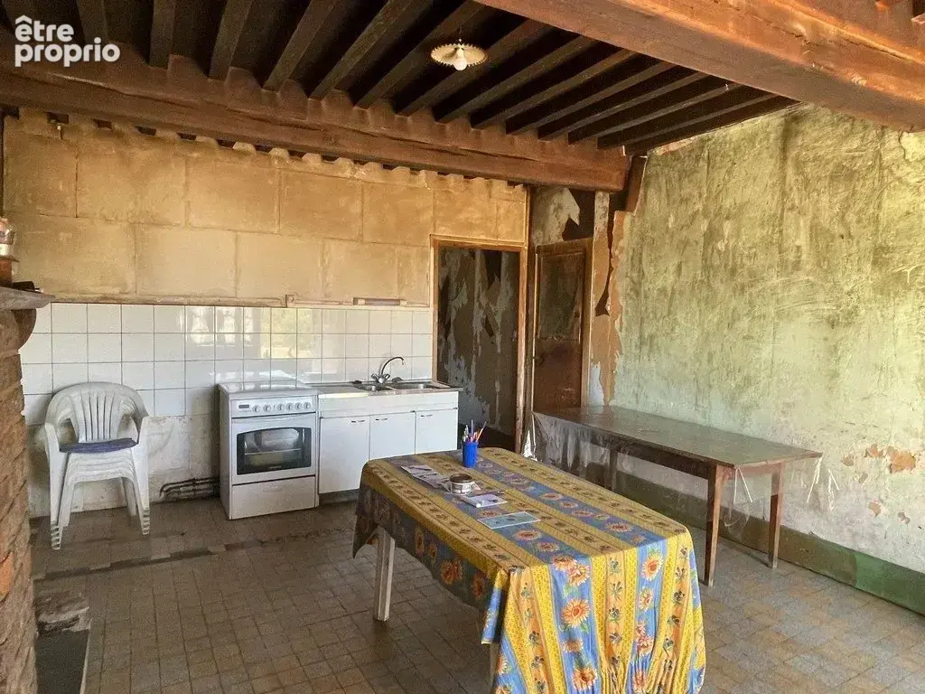 Exclusivité: Bourgogne, Parc du Morvan, Secteur ALLIGNY EN MORVAN : Corps de ferme à rénover sur plus de 3 000 m² de terrain - photo 7