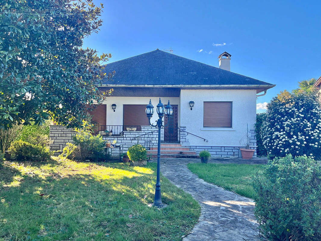 Maison à BENEJACQ