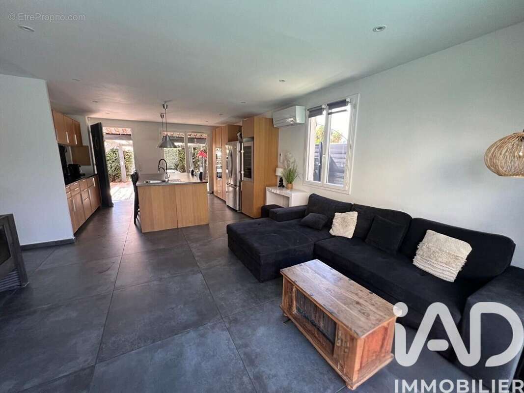 Photo 6 - Maison à ROQUEBRUNE-SUR-ARGENS