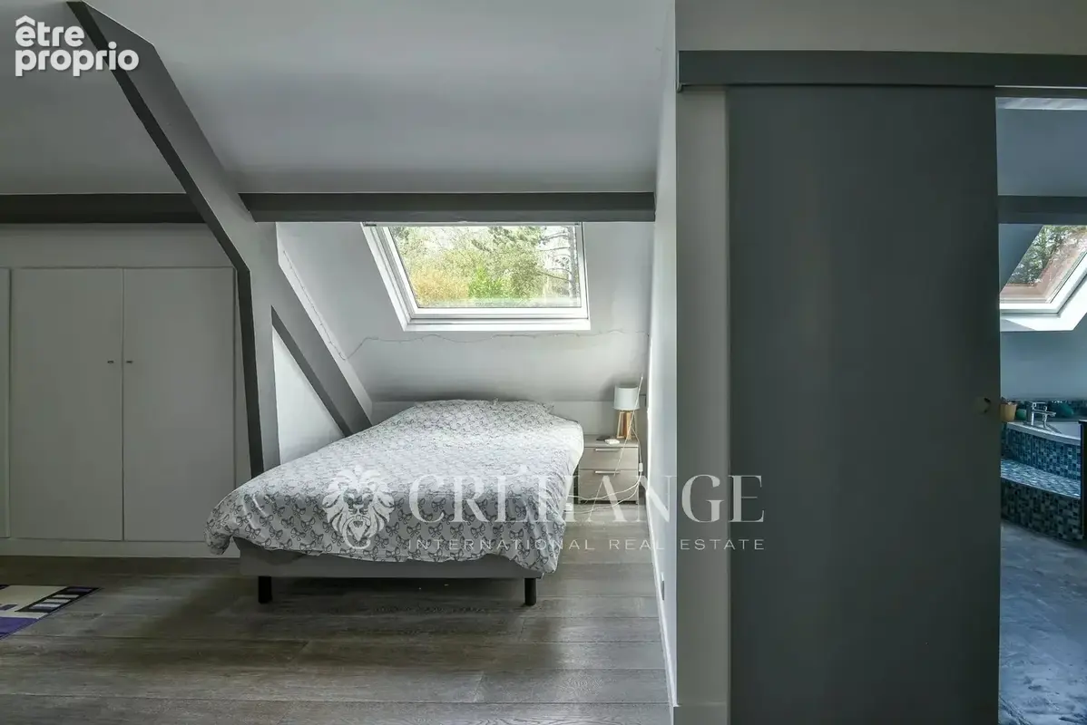 La Celle-Saint-Cloud — Maison familiale contemporaine avec piscine, hammam et jardin paysagé - photo 26