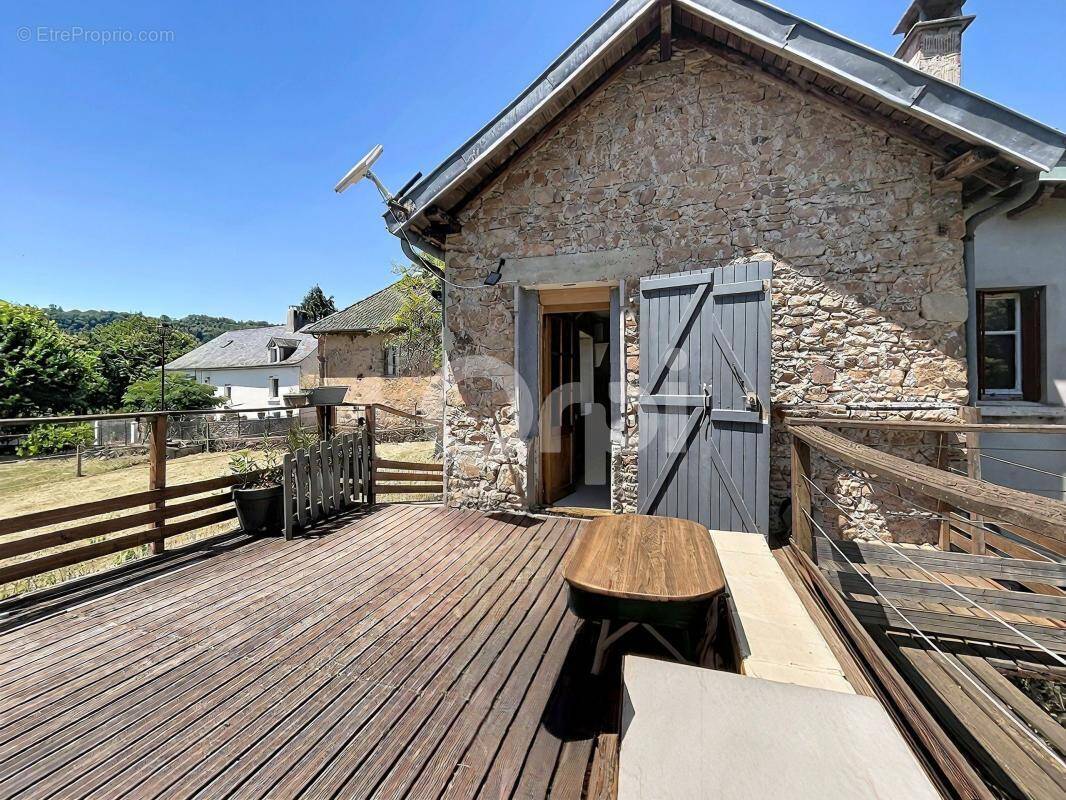 Maison à AUBAZINES