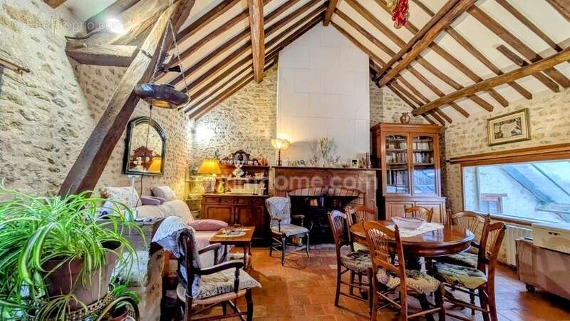 Maison à VIDAI