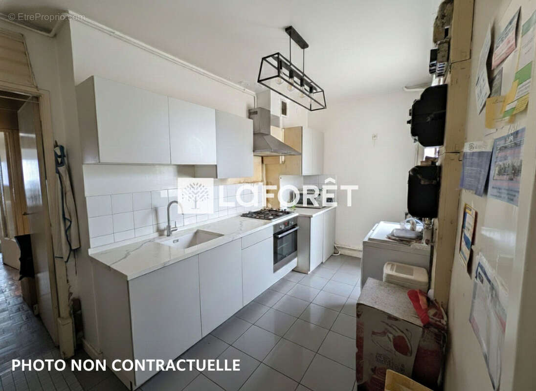Appartement à PARIS-14E