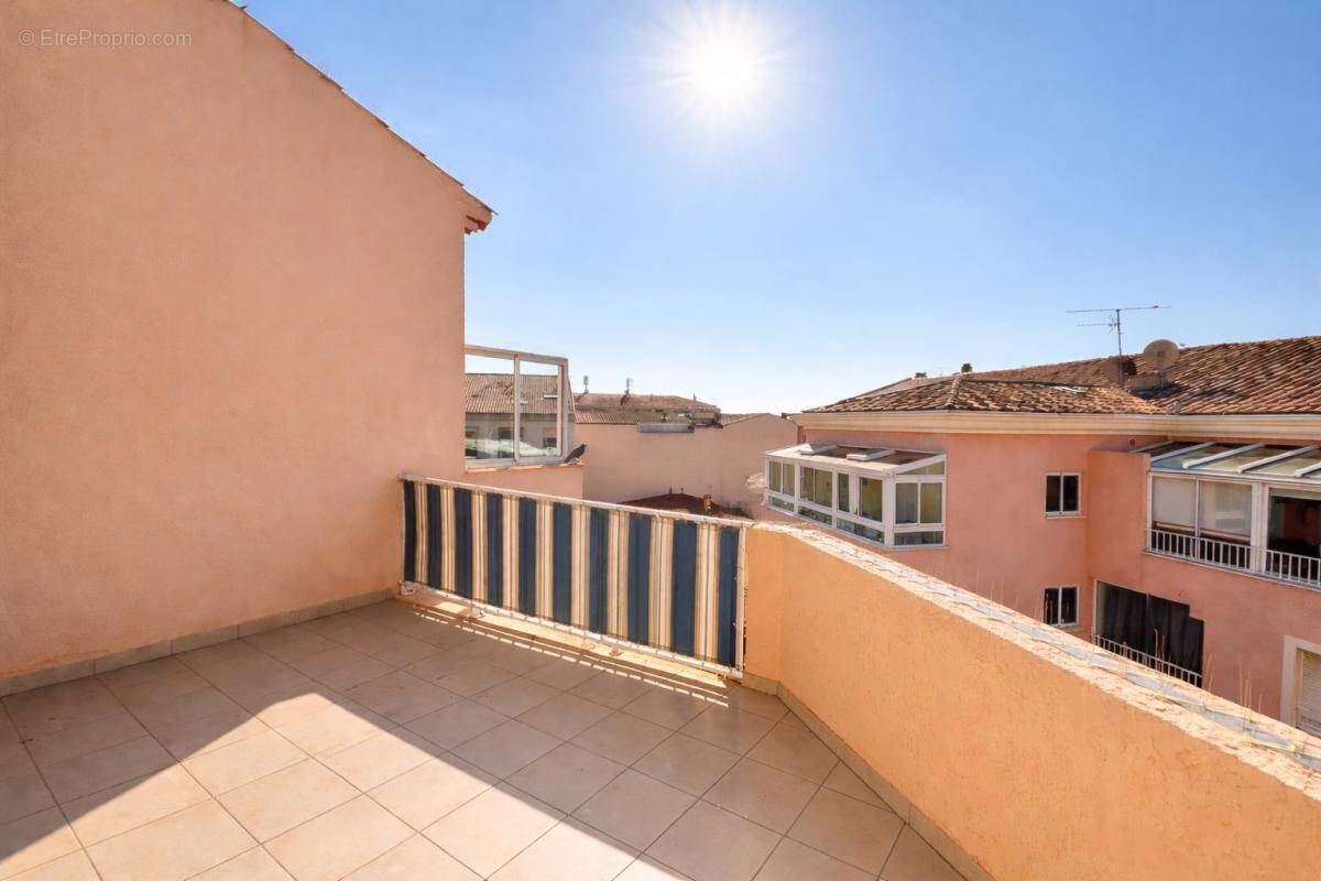 Appartement à FREJUS
