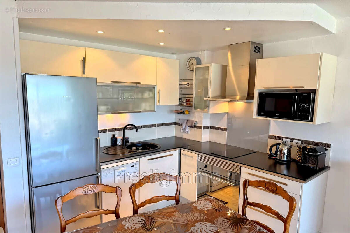 Appartement à MANDELIEU-LA-NAPOULE