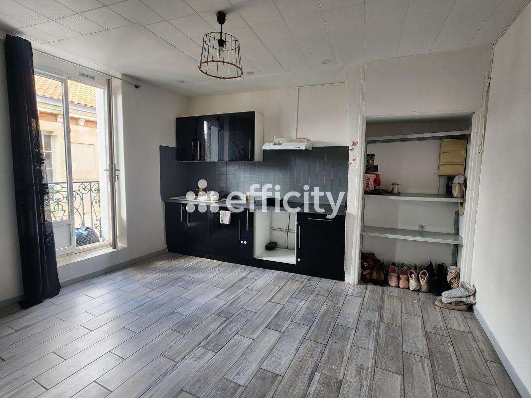 Appartement 270 m² à Beziers  - photo 3