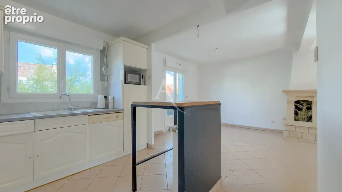 Maison de 2000 avec 4/5 chambres au quartier des fleurs - photo 6