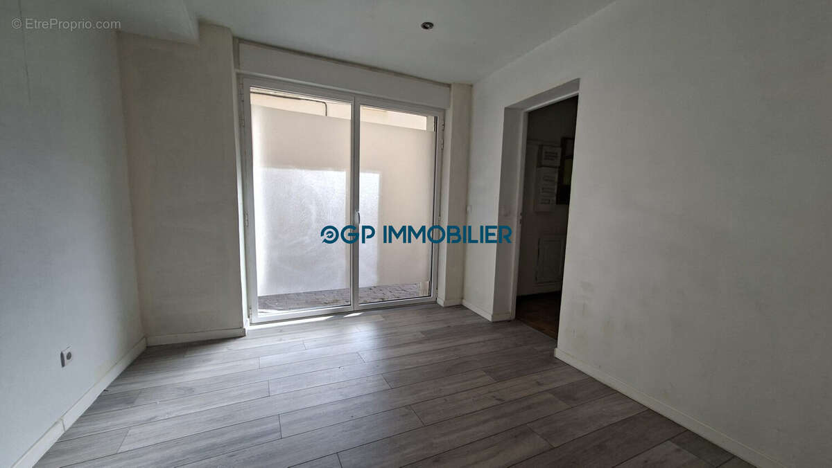 Maison à LA MAGDELAINE-SUR-TARN