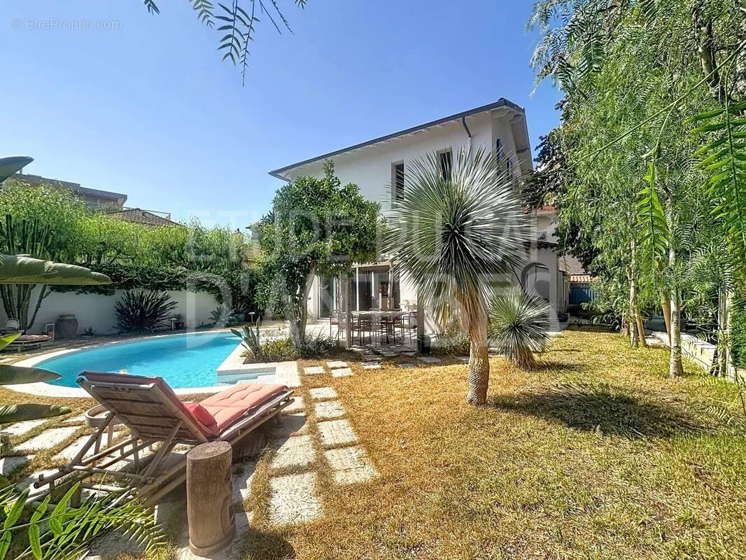 Maison à ANTIBES