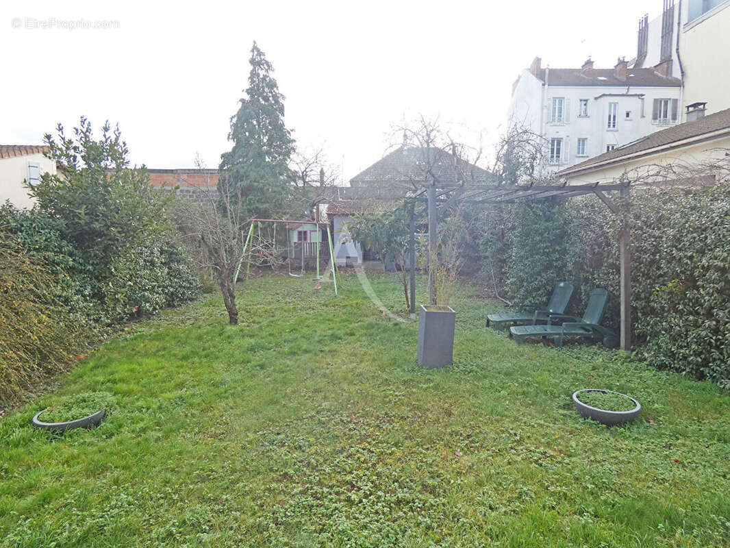 Maison à NEUILLY-SUR-MARNE