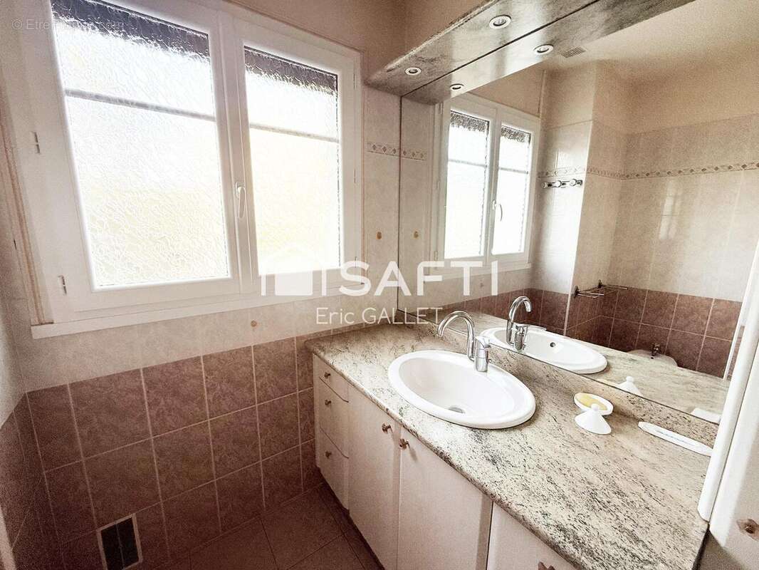 Photo 6 - Maison à VOUTEZAC