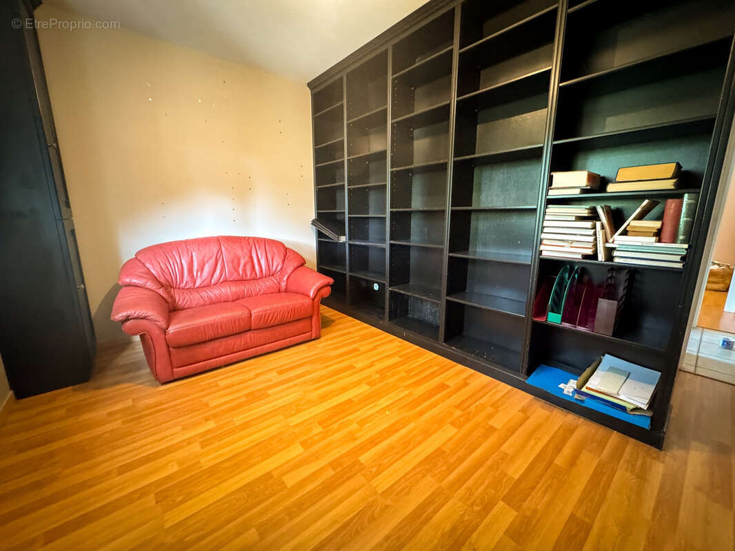 Maison à SAINT-JULIEN-EN-BORN