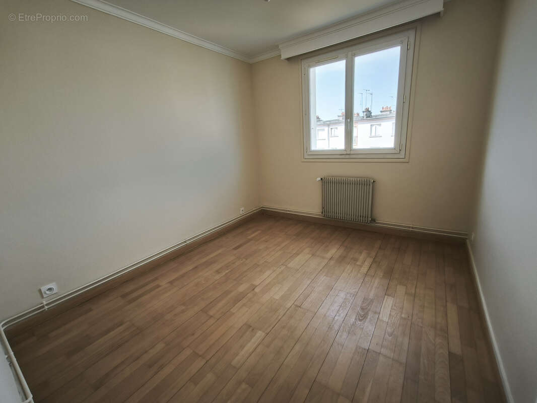 Appartement T3 rénové   Velpeau / Gare de Tours   52 m2   Lumineux - photo 9