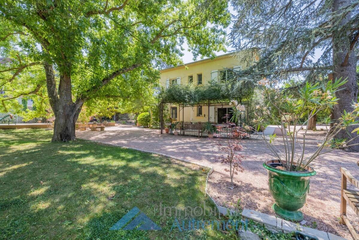 Maison à AIX-EN-PROVENCE