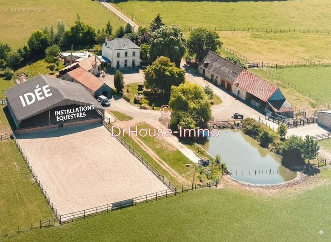 Autre à SAINT-COSME-EN-VAIRAIS