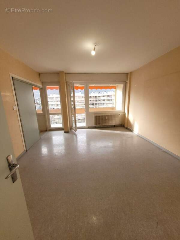 Appartement à SAINT-JEAN-DE-MAURIENNE