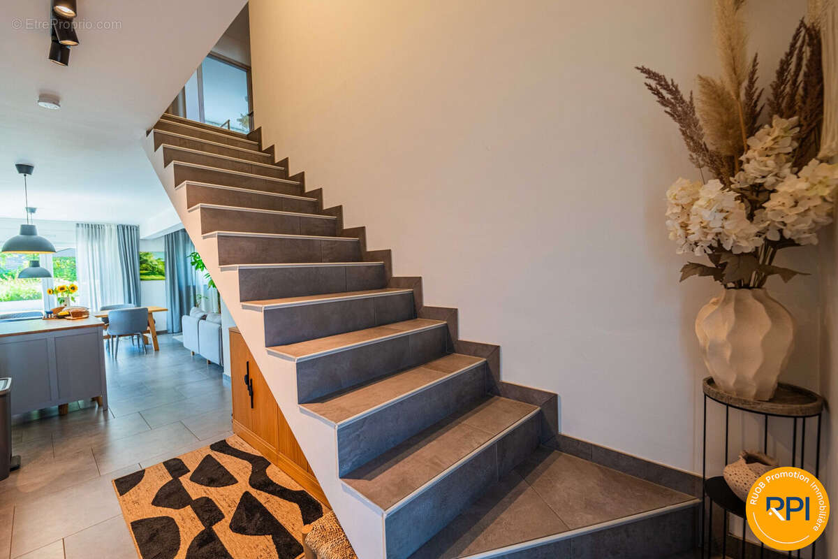 Maison 103 m² à Spicheren  - photo 7
