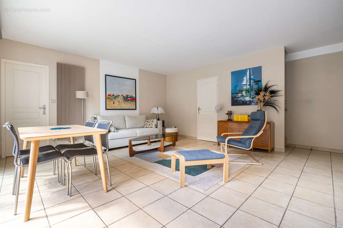 Rare maison T5 au coeur de Montchat avec piscine - photo 5