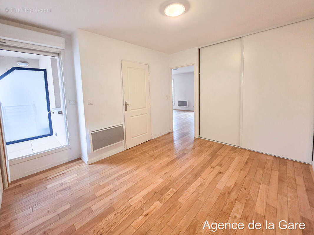 Appartement à MAISONS-LAFFITTE