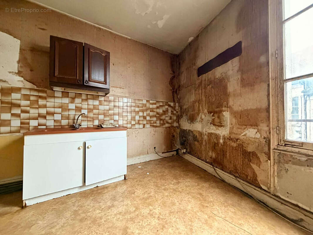 Commerce à VILLERS-COTTERETS