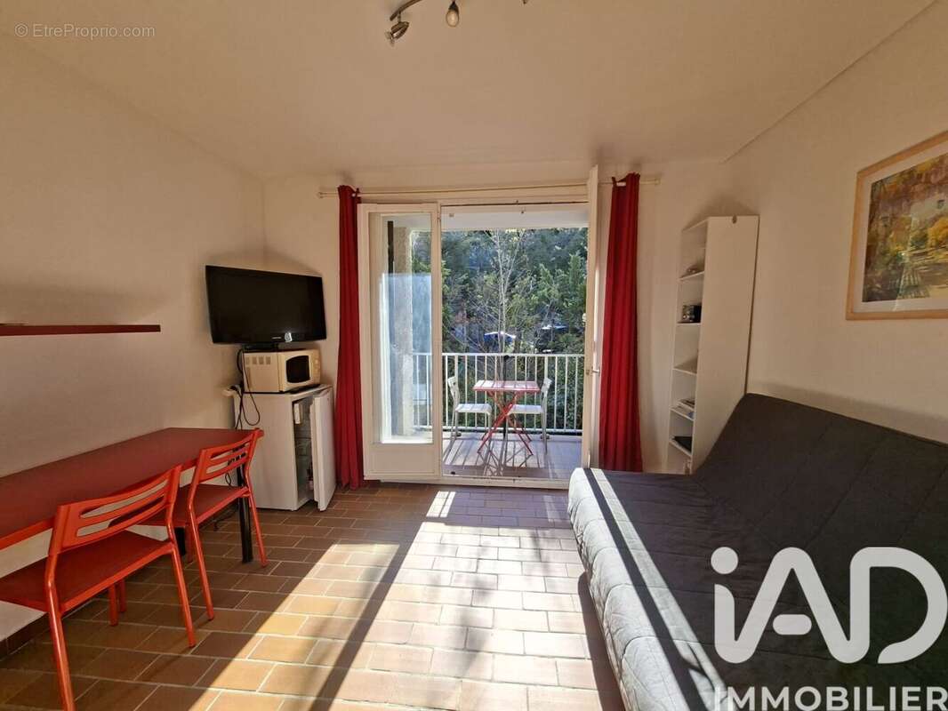 Photo 3 - Appartement à SAINT-CYR-SUR-MER