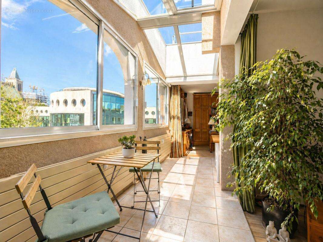 Appartement à SAINT-DENIS
