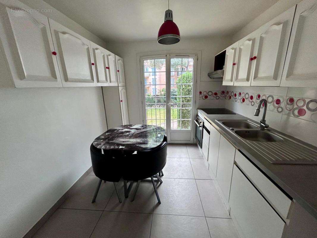 Appartement à SAINT-RAPHAEL