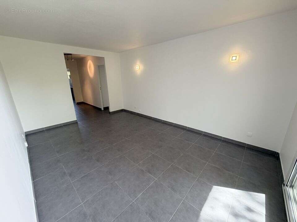 Appartement T3 a vendre - 13013 - Saint Jerome - piscine - - Appartement à MARSEILLE-13E