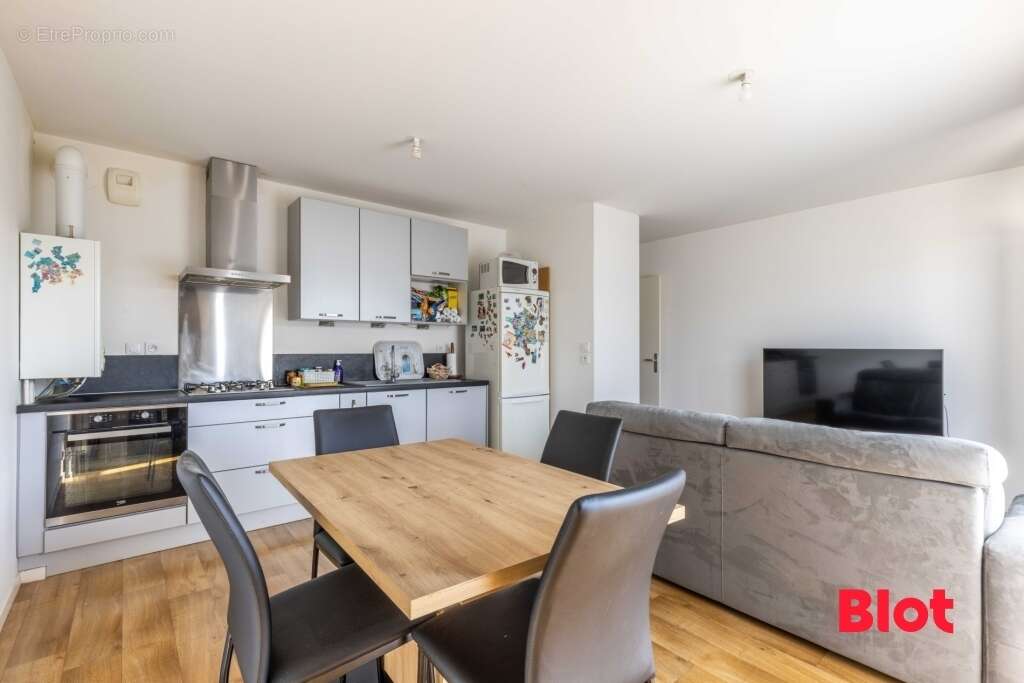 Appartement à MORDELLES