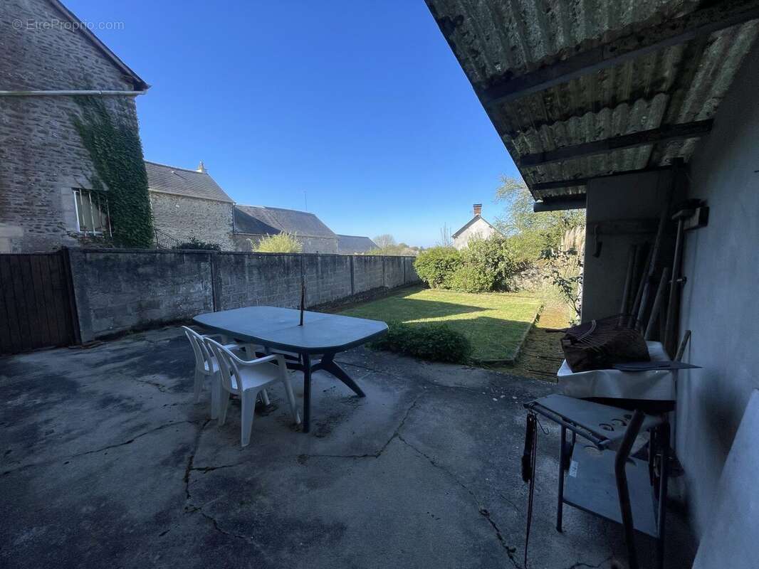Maison 110 m² à Hardanges  - photo 3