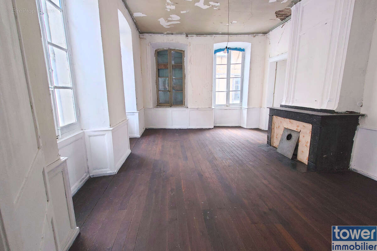 Maison à VILLEFRANCHE-DE-ROUERGUE