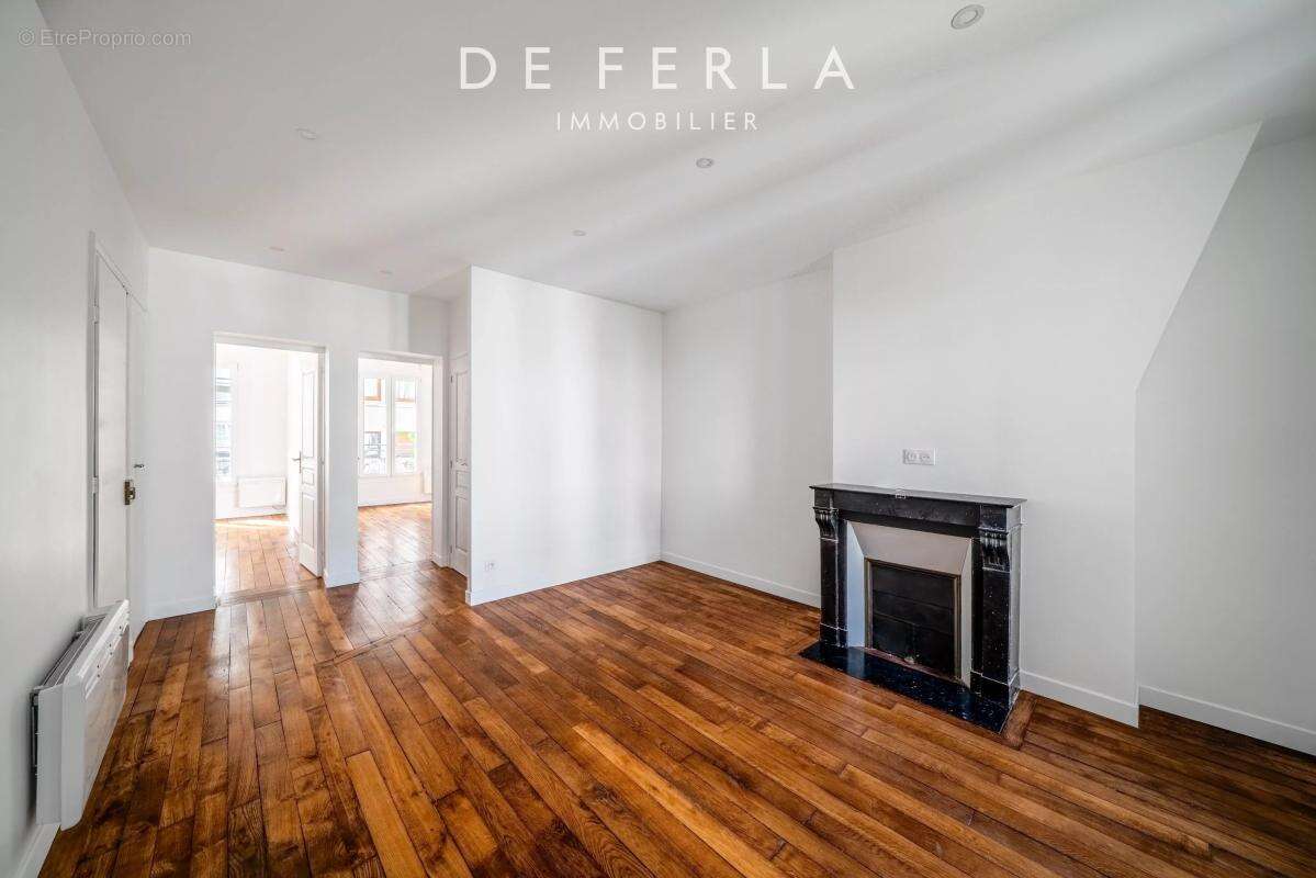 Appartement à LEVALLOIS-PERRET