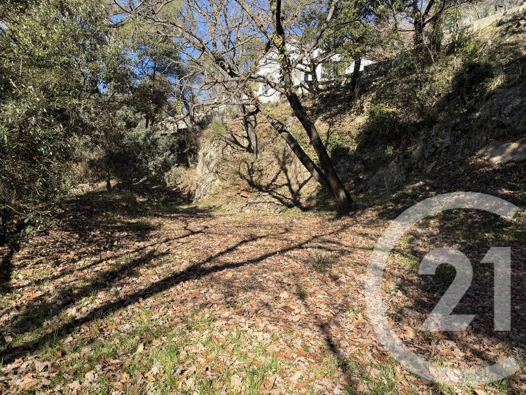 Terrain à ASPREMONT