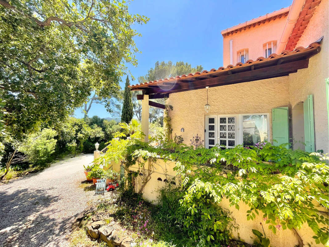 Maison à SIX-FOURS-LES-PLAGES