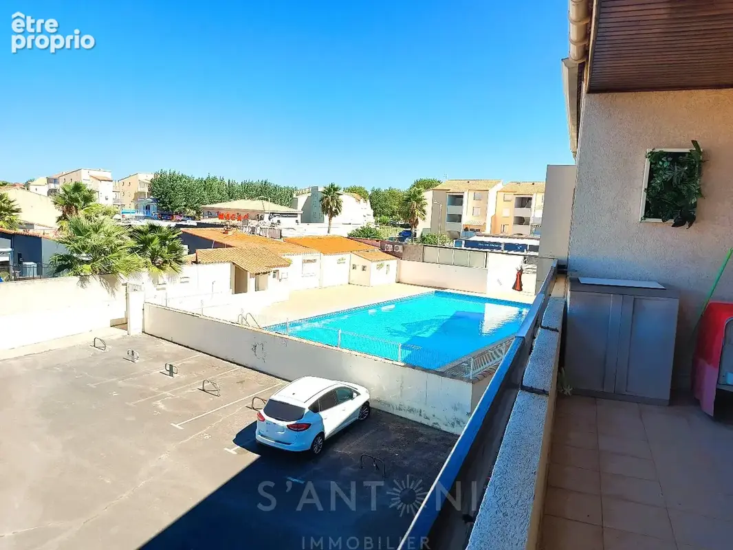 T2, climatisation, terrasse, parking, piscine, proche plage - photo 10