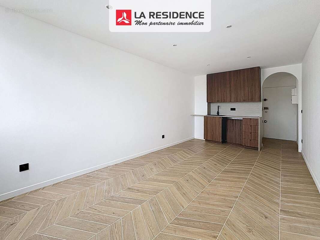 Appartement 22 m² à Paris-18e  - photo 5