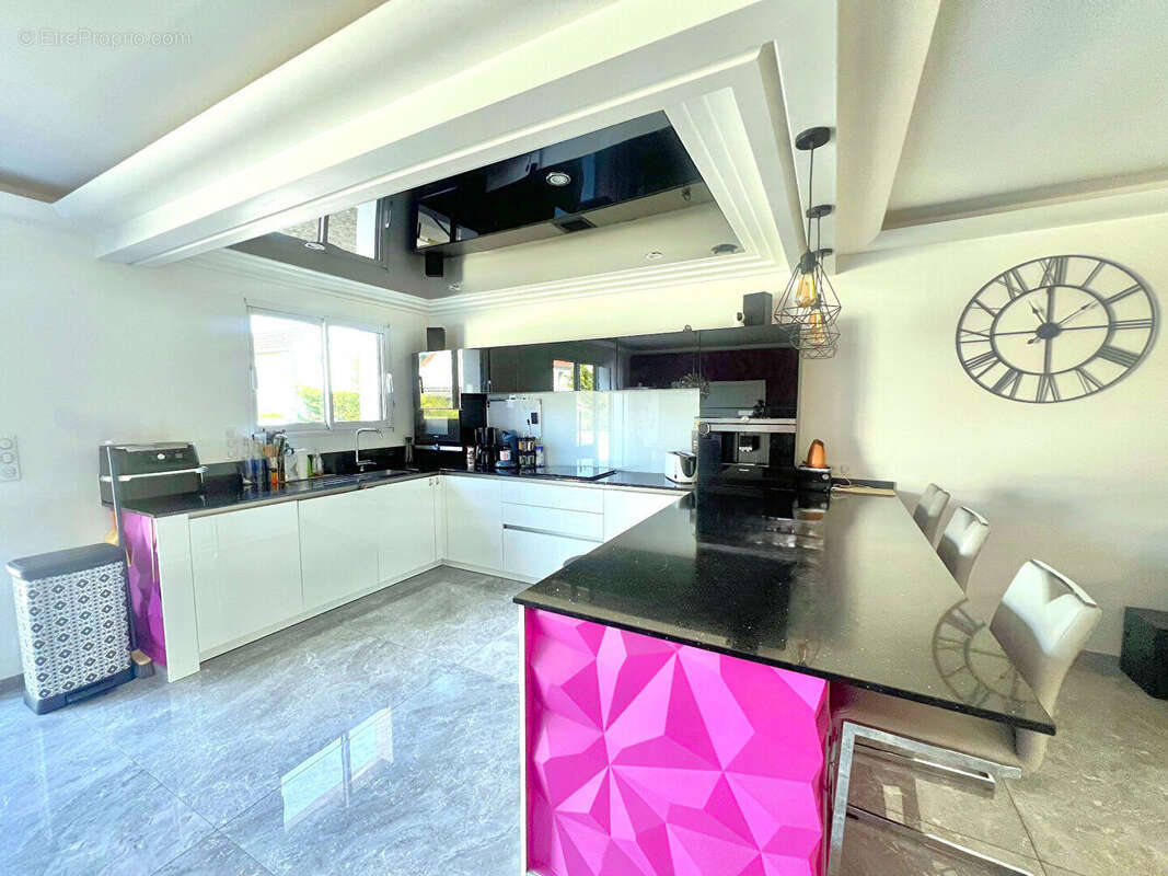 Maison à CONFLANS-SAINTE-HONORINE