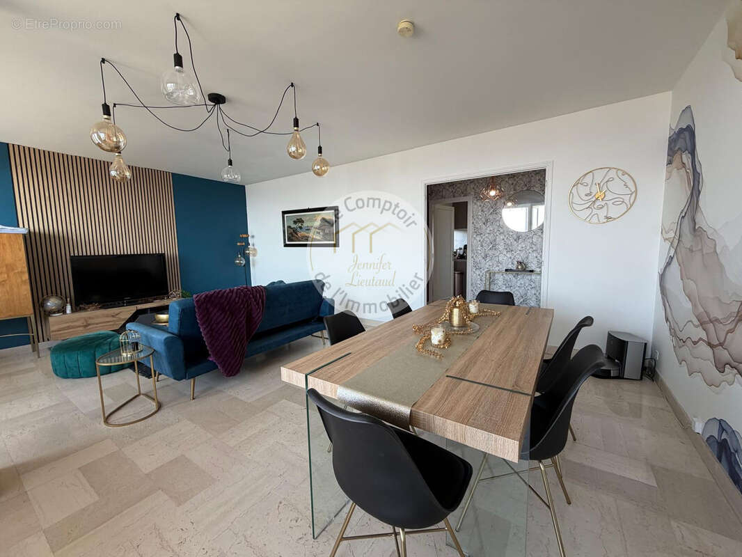 Appartement à MARSEILLE-9E