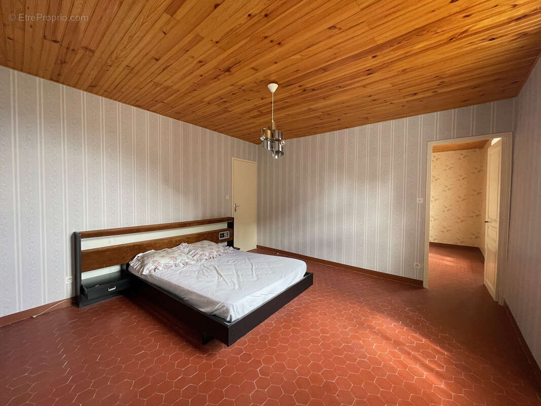 Maison à VILLENEUVE