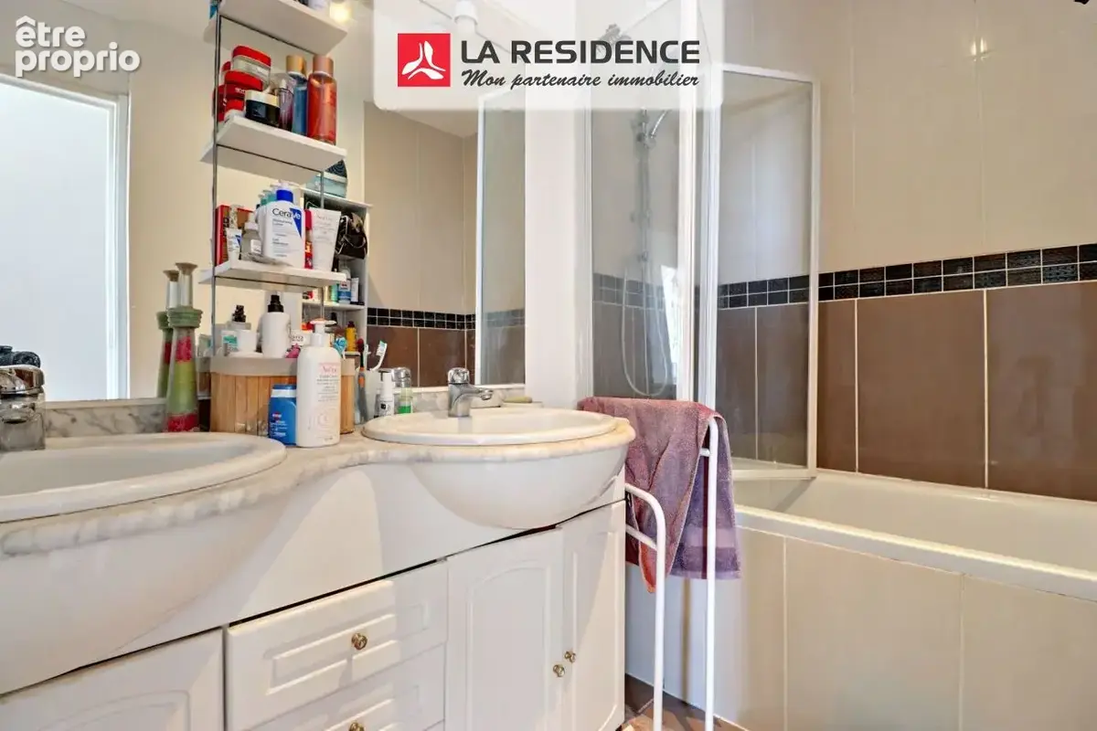 Appartement 79 m² à Saint-Germain-En-Laye  - photo 9