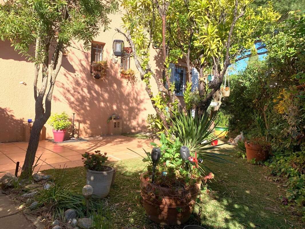 Appartement à LA LONDE-LES-MAURES