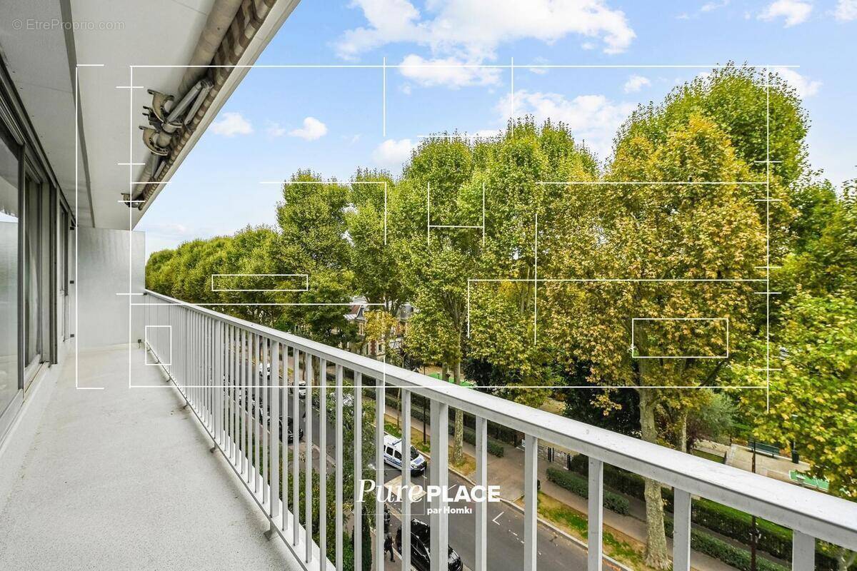 Appartement à NEUILLY-SUR-SEINE