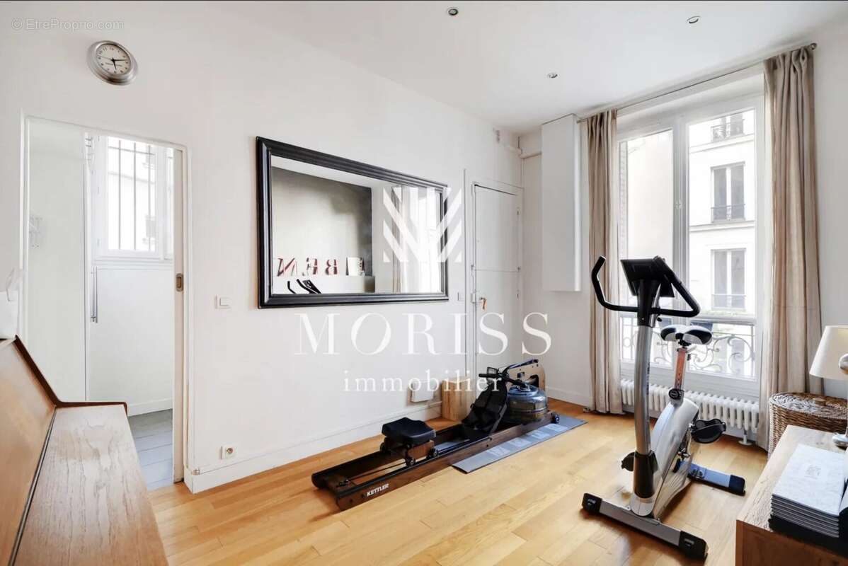 Appartement à PARIS-18E