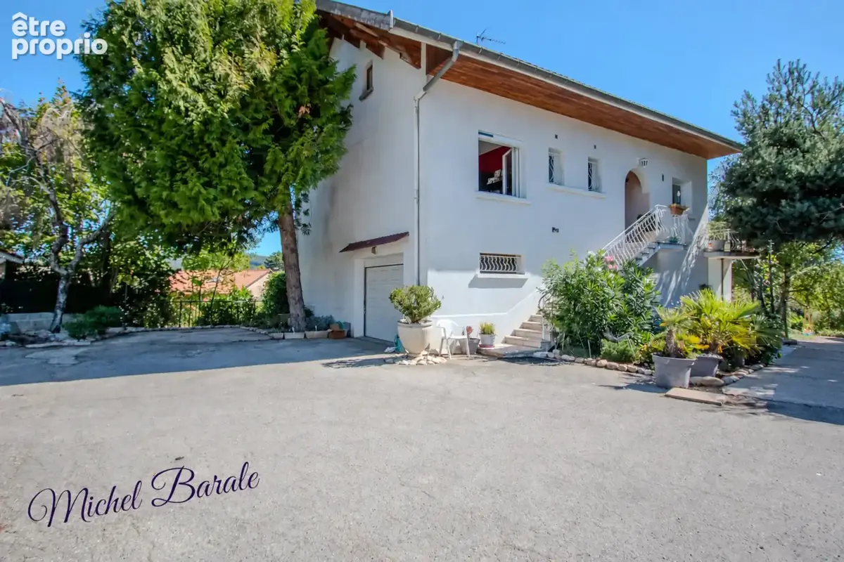 Dardilly – propriété familiale de 222 m² – 6 chambres – t2 indépendant – terrain de 1 647 m² – vue panoramique - photo 19