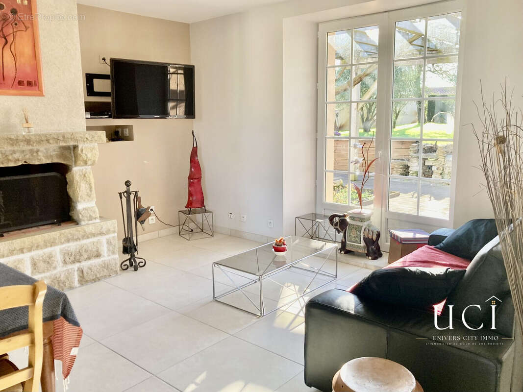 Maison 133 m² à Le Loroux-Bottereau  - photo 4