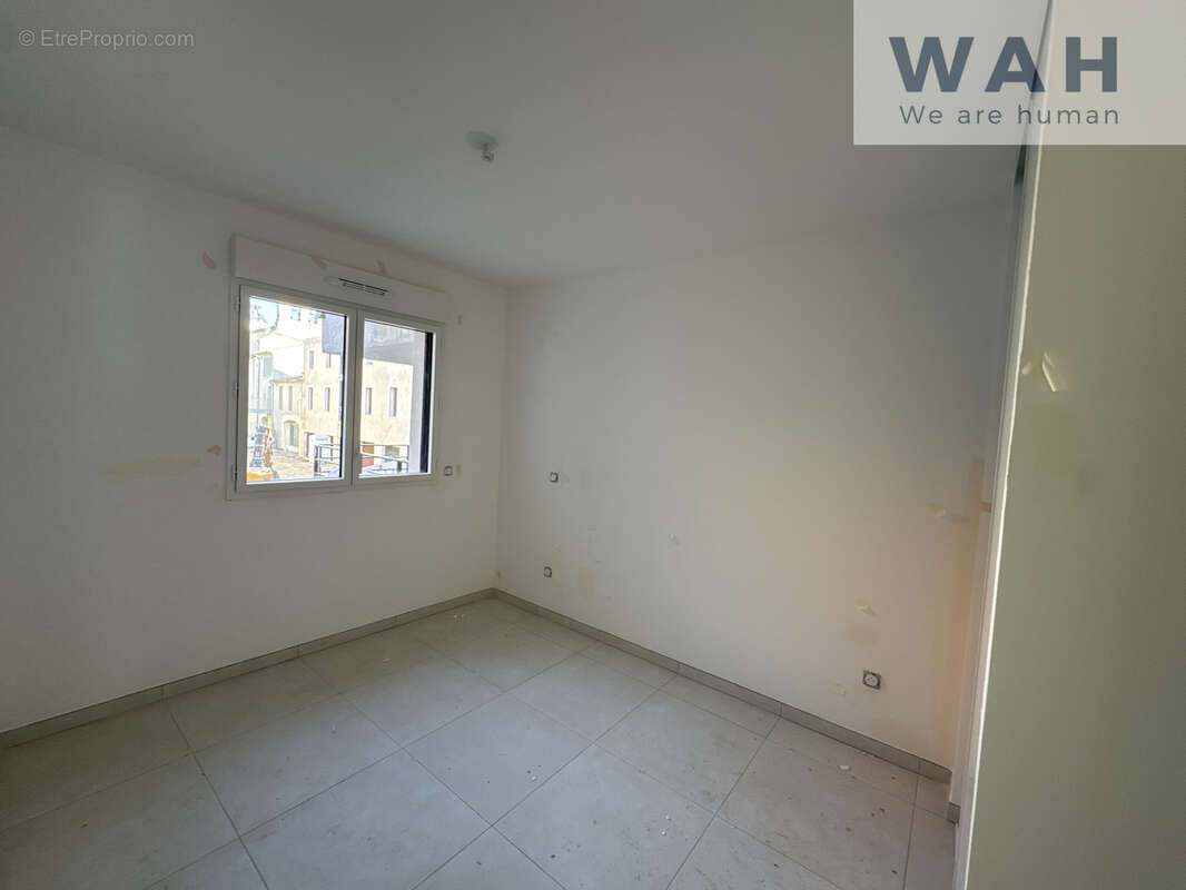 Appartement à VALERGUES