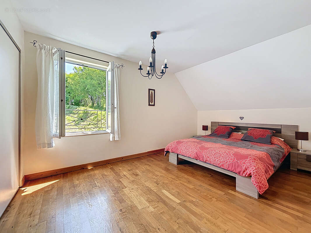 Maison à SAINT-SAUVEUR-LE-VICOMTE